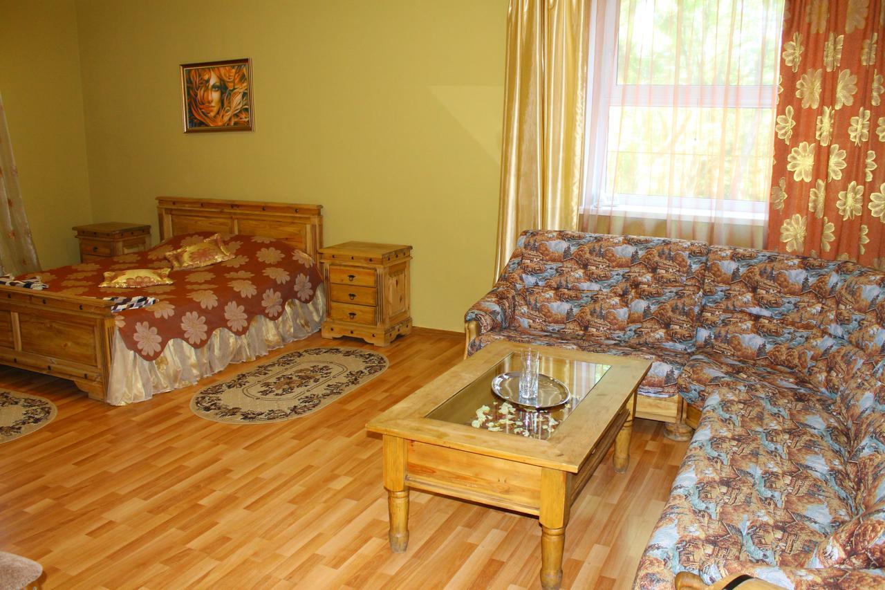 Dudinka - City Mini Hotel Boriszov Kültér fotó
